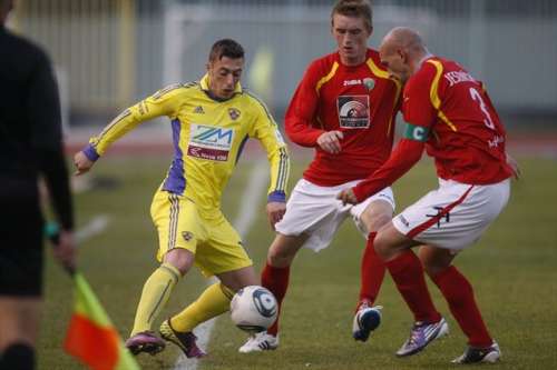 Agim Ibraimi (L) in action for Maribor; photo: siol.net